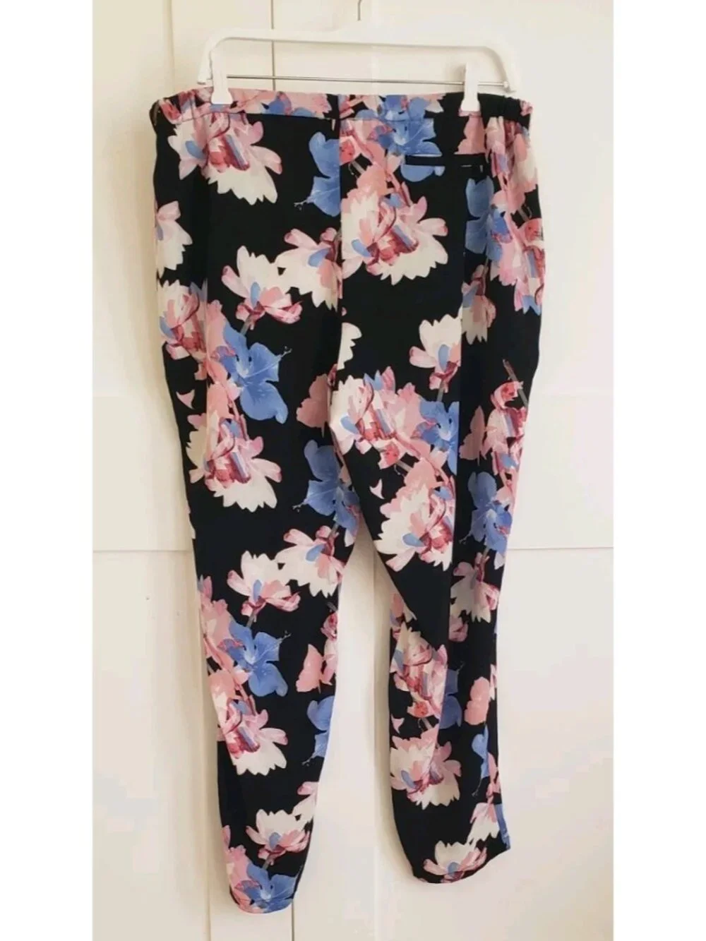 VINCE CAMUTO FLORAL PRINT REGULAR PANTS LARGE - Picture 4 of 6